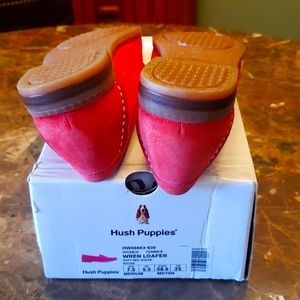 Hush Puppies Wren Loafer 7.5 Soft Red Suede Original box never worn